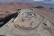 Fundament voor ELT wordt gelegd op Cerro ArmazonesOp Cerro Armazones – op een hoogte van meer dan 3000 meter in de Atacama-woestijn in Chili – is een begin gemaakt met het graven van de funderingen vo