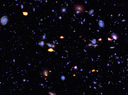 Tiefe ALMA-Aufnahme eines Bereichs des Hubble Ultra Deep Field