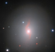 Image de la galaxie NGC 4993 et de la kilonova associée acquise par VLT/MUSE