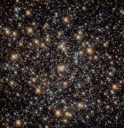 Imagem Hubble do enxame estelar globular NGC 3201 (sem anotações)