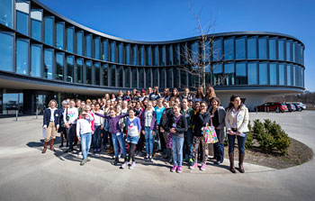 Dzień dla dziewcząt w siedzibie ESO w Garching w Niemczech
