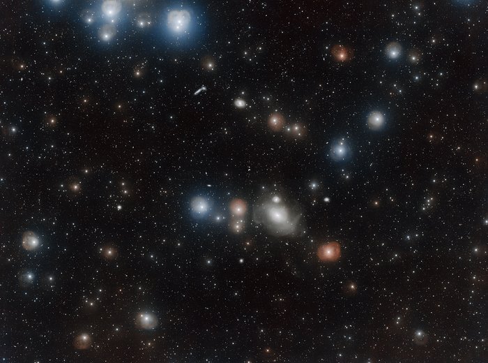 Revelando os segredos galácticos da NGC 1316
