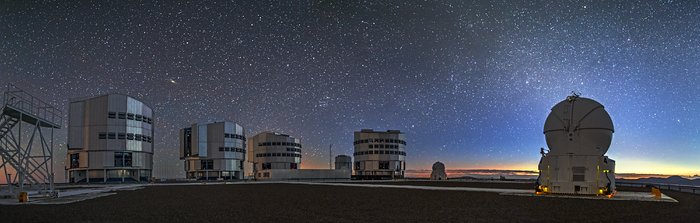 Silent night over Paranal