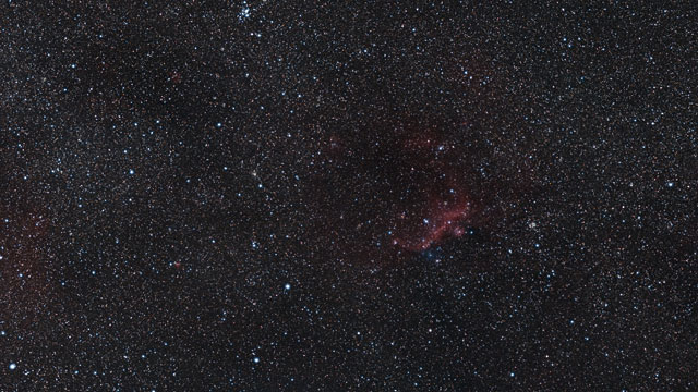 Zoom na direção das asas da Nebulosa da Gaivota