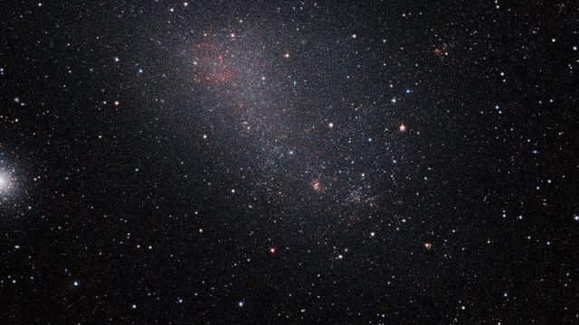 Videodyk ind i VISTAs billede af den Lille magellanske sky