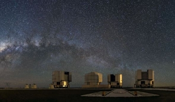 Paranal at night Paranal at night