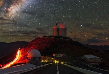 La Silla by night La Silla by night
