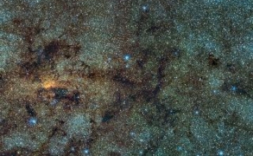 VVV JHKs image of centre of Milky Way VVV JHKs image of centre of Milky Way