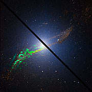 Radiogalaksen Centaurus A observert med ALMA (sammenligning)