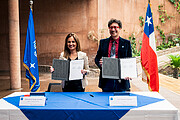 ESO y ACADE firman convenio de colaboración en diplomacia científica