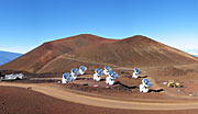 A Rede Submilimétrica (SMA), no Mauna Kea, Hawaii