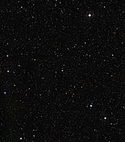 Overzichtsfoto van het hemelgebied rond de zonachtige ster HIP 102152