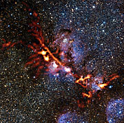Oblast tvorby hvězd – mlhovina Kočičí tlapka – pohledem kamery ArTeMiS