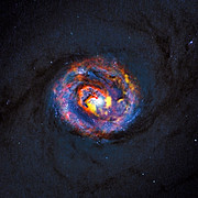 Sammansatt bild av galaxen NGC 1433 från ALMA och Hubble