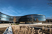 O novo edifício de gabinetes e salas de conferência do ESO