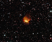 Immagine della nebulosa planetaria Henize 2-428 ottenuta con il VLT (Very Large Telescope)