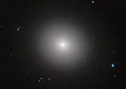 La galassia ellittica IC 2006