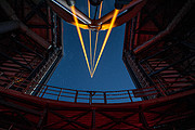 Première lumière du plus puissant des systèmes d'étoiles guides laser au monde à l'Observatoire de de Paranal