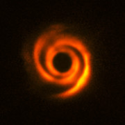 Disco alrededor de la estrella HD135344B