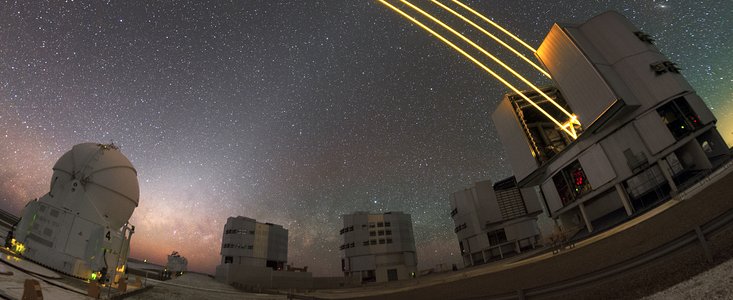 El Very Large Telescope de ESO en acción