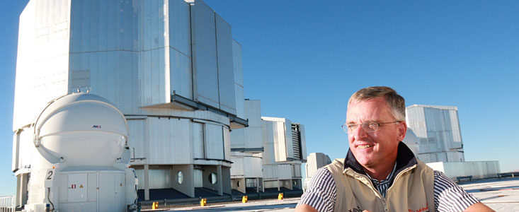 Prof. Tim de Zeeuw visiting Paranal Observatory
