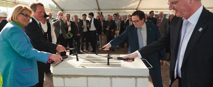 Laying the foundation stone for the ESO Headquarters Extension
