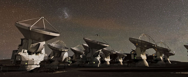 Imagem da compilação de vídeos time-lapse de 2012 do ALMA