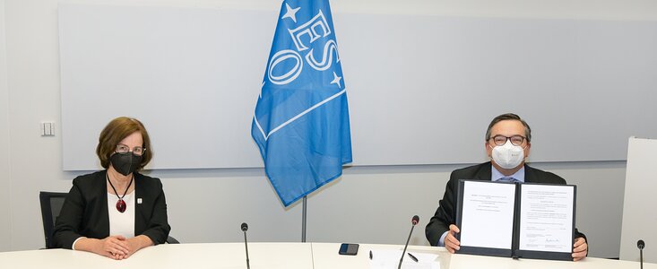 Assinatura da adenda à parceria entre o ESO e a Austrália