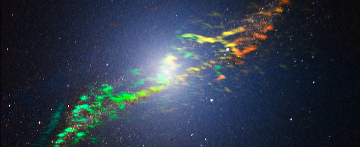 Rádiová galaxie Centaurus A, jak ji vidí ALMA