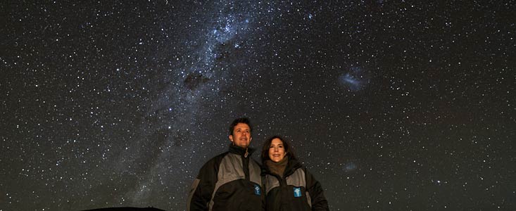 The Crown Prince couple of Denmark admire the night skies of  ESO's Paranal Observatory