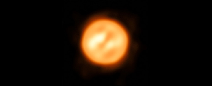 VLTI rekonstrueret billede af Antares' overflade