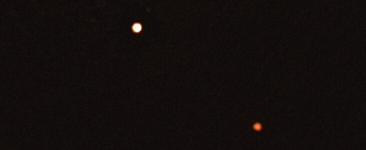 První snímek multi-planetárního systému kolem hvězdy podobné Slunci