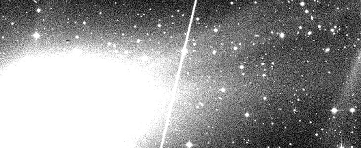 Comet Hyakutake develops two tails