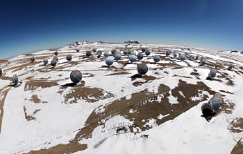 Primeras imágenes aéreas de ALMA en pleno funcionamiento