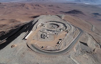 Fundament voor ELT wordt gelegd op Cerro Armazones