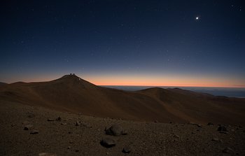 Mounted image 015: Cerro Paranal moonlit
