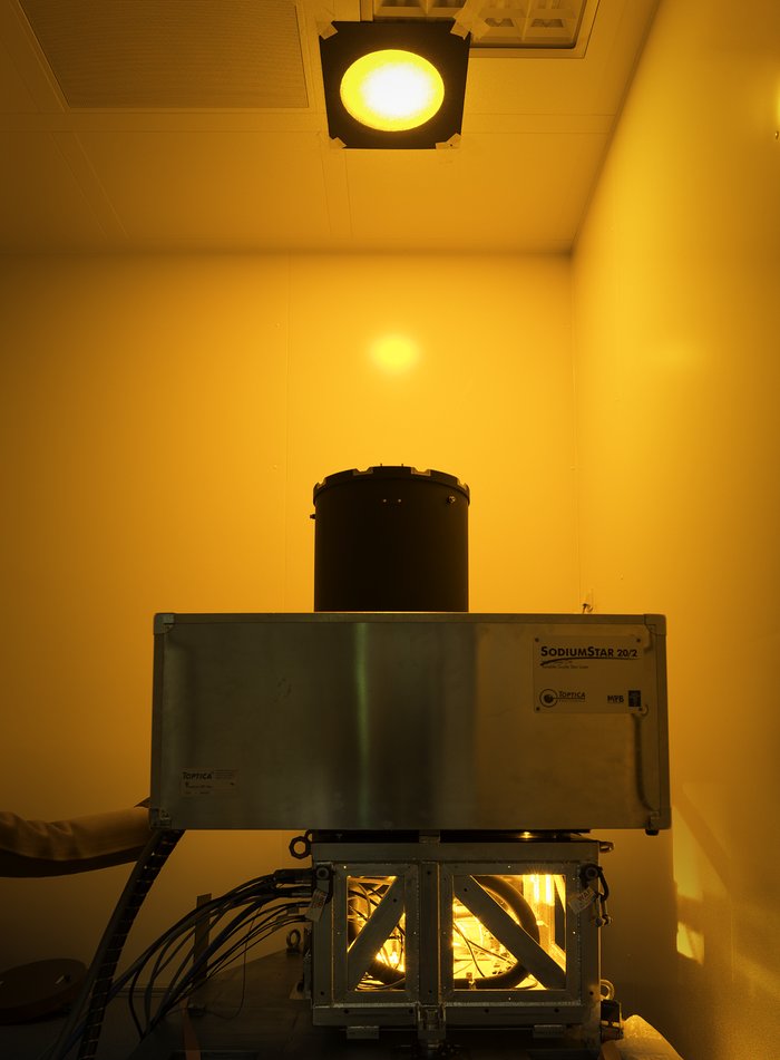 O primeiro laser de sódio de 22 watts para a Infraestrutura de Óptica Adaptativa