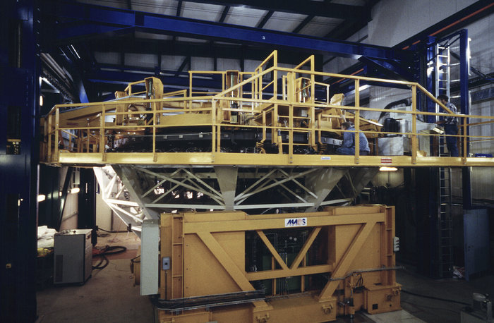 VLT mirror in cell