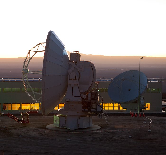 The two ALMA antennas