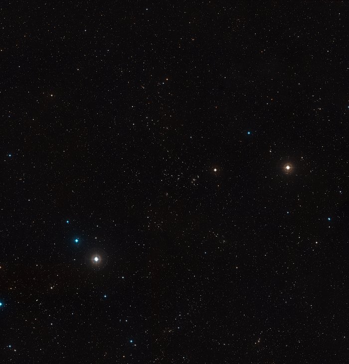 Vista de amplio campo del Cúmulo de galaxias de Hércules
