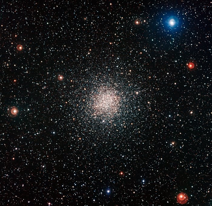 De bolvormige sterrenhoop NGC 6362