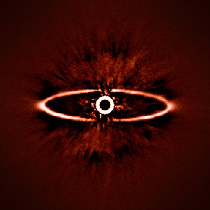 Immagini di SPHERE dell'anello di polvere intorno alla stella HR 4796A