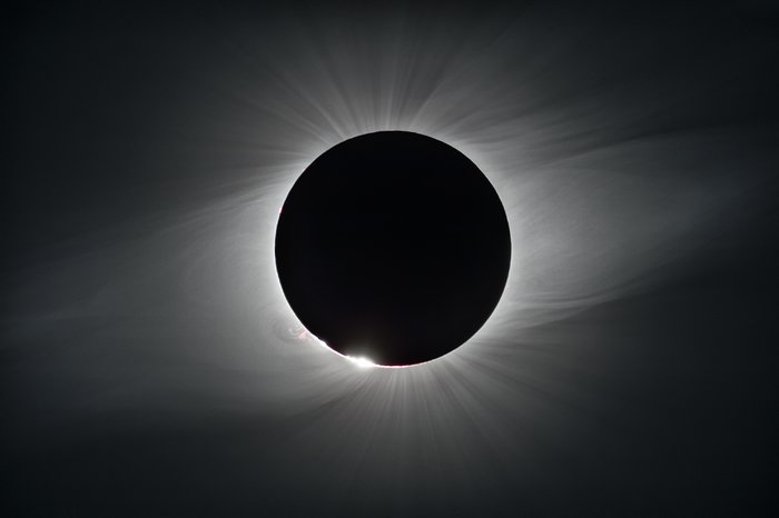 De totaal verduisterde zon gezien vanaf de ESO-sterrenwacht op La Silla