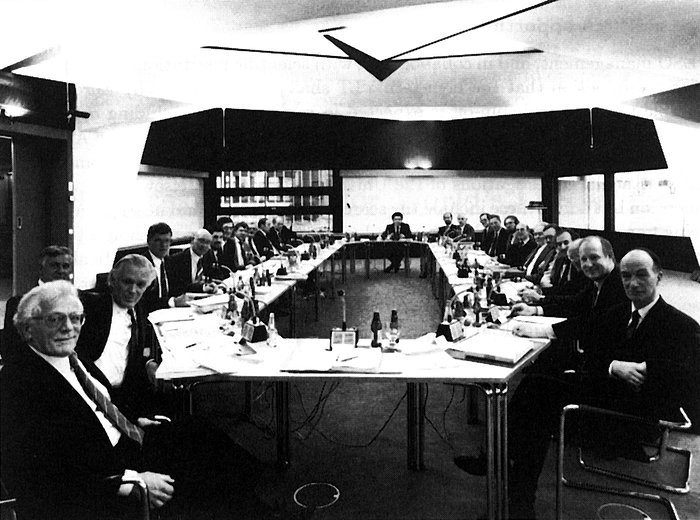 The ESO Council in session on 8 December 1987