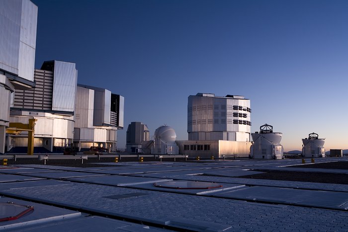 Paranal al amanecer II