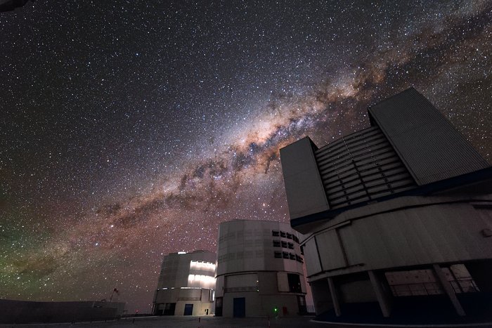 The Milky Way behind the VLT
