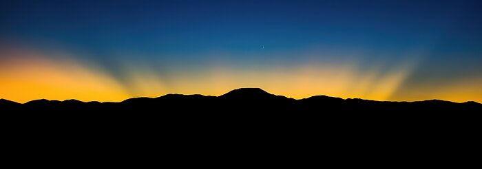 Auringonnousu Cerro Armazonesilla