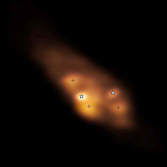 Descobertos pontos quentes em torno de binários estelares jovens
