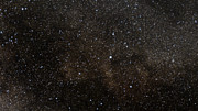 Zooma in mot den ovanliga planetariska nebulosan Henize 2-428