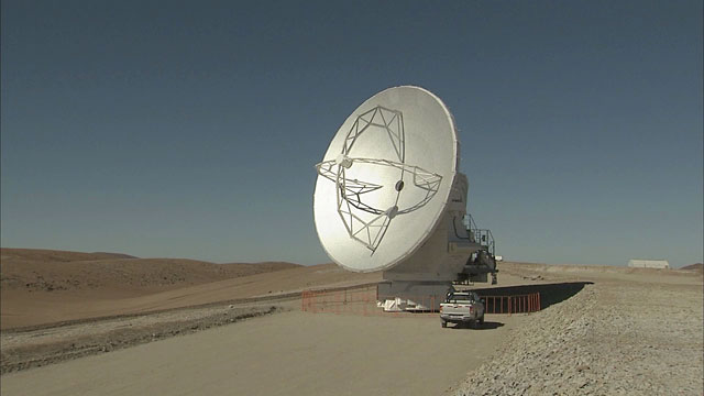 An ALMA antenna